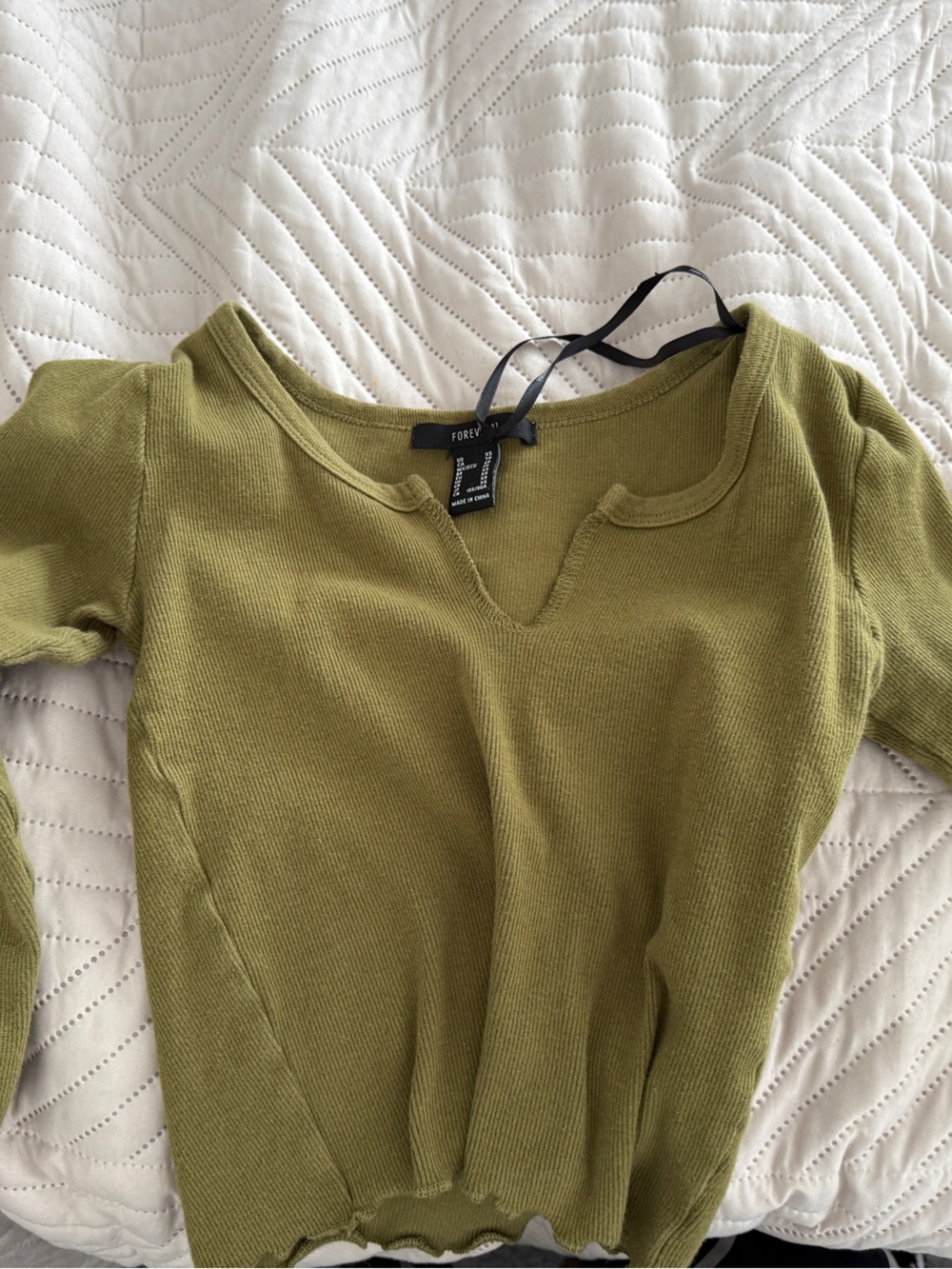 Forever 21 Olive Ribbed V‑Notch Long Sleeve Top